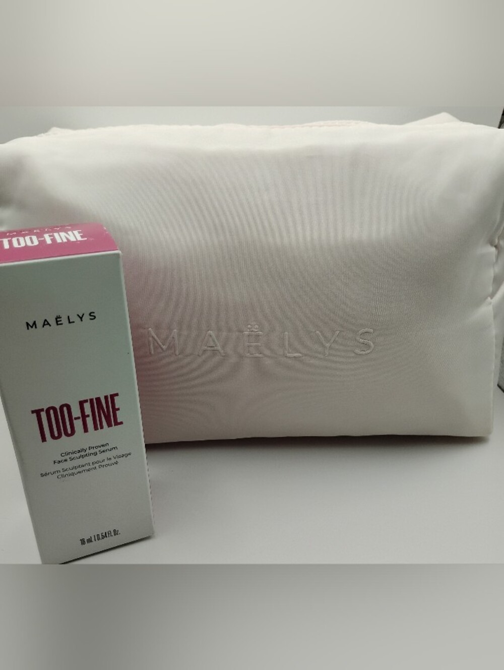 MAËLYS TOO-FINE Face Sculpting Serum 16ML Includes Brand New Makeup Bag
